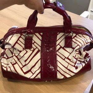 Cole Haan accent bag. Great for spring or summer.